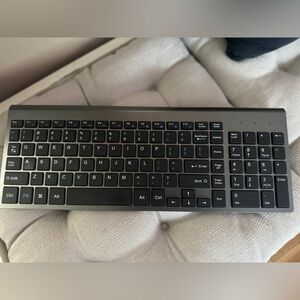 Wireless keyboard